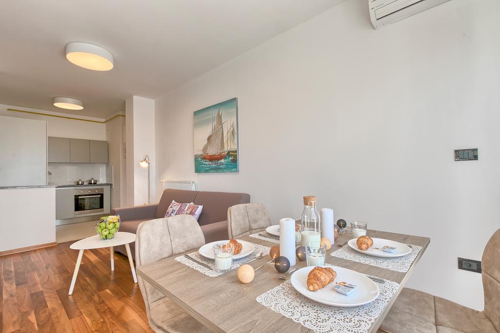 Adriatic Apartments 파자나 외부 사진