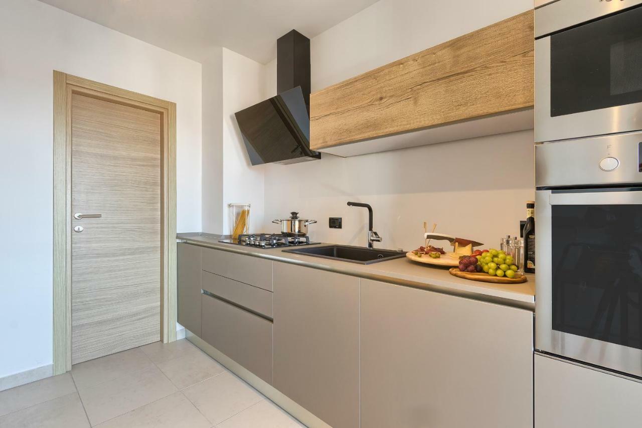 Adriatic Apartments 파자나 외부 사진